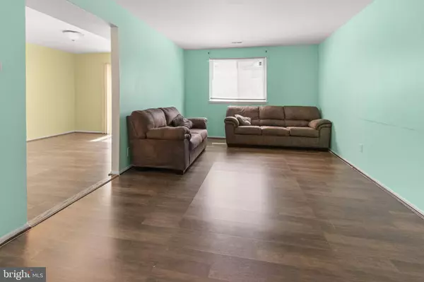 1102 MASON RUN, Pine Hill, NJ 08021