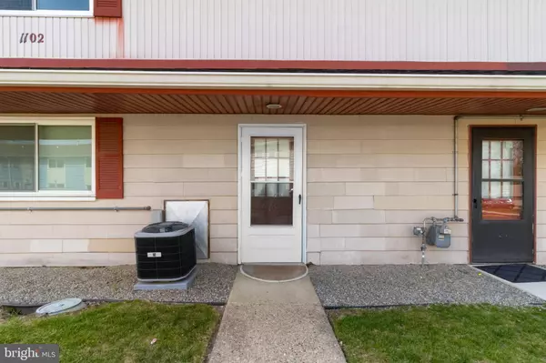 1102 MASON RUN, Pine Hill, NJ 08021