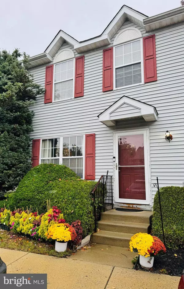 2701 TALL PNES, Pine Hill, NJ 08021