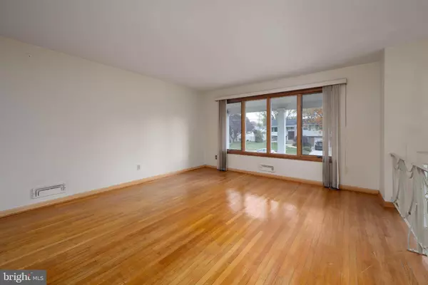 113 BYRON TER, Cherry Hill, NJ 08003