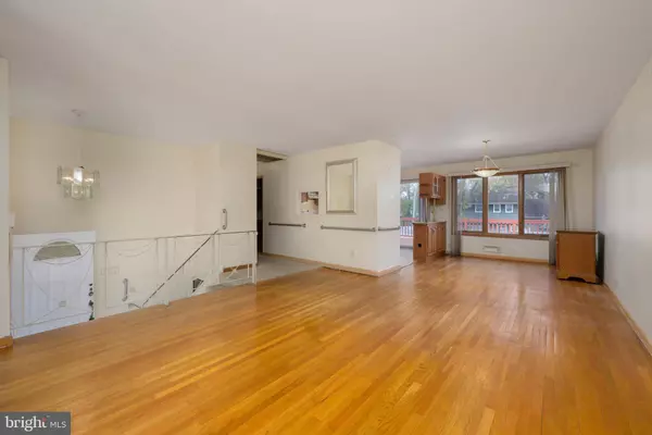 113 BYRON TER, Cherry Hill, NJ 08003