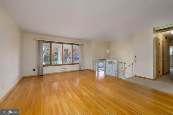 113 BYRON TER, Cherry Hill, NJ 08003