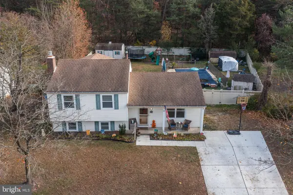 28 MARY ELLEN LN, Sicklerville, NJ 08081