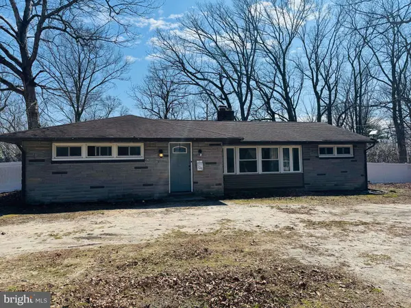 2246 AUBURN AVE, Atco, NJ 08004