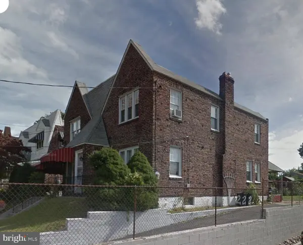 2 HENDRICKSON AVE, Bellmawr, NJ 08031