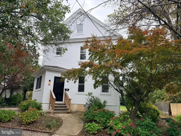 16 W GREENWOOD AVE