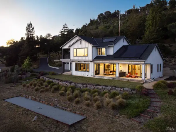 5890 Heights RD, Santa Rosa, CA 95404