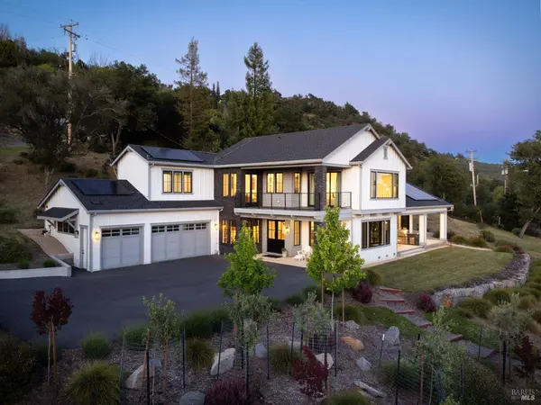 5890 Heights RD, Santa Rosa, CA 95404