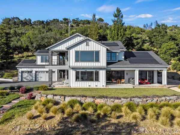 5890 Heights RD, Santa Rosa, CA 95404