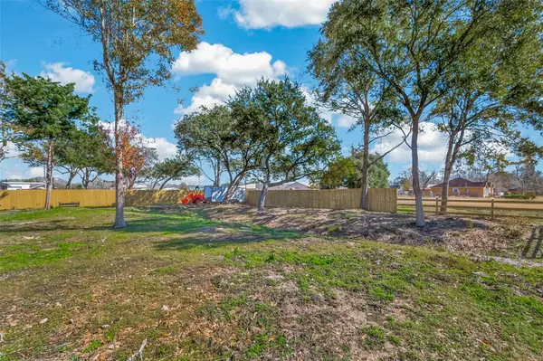 TBD Avenue G, Dickinson, TX 77532