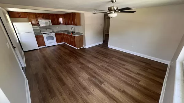 Largo, FL 33771-2558,2824 Meadow View Ave #A & B