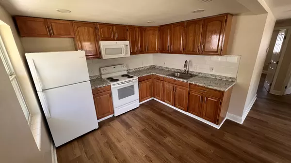 Largo, FL 33771-2558,2824 Meadow View Ave #A & B