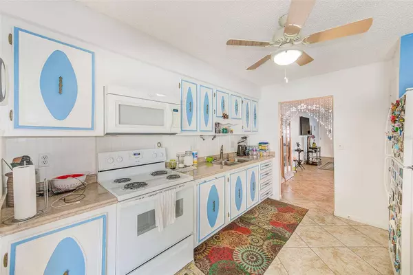 11200 102ND AVE #75, Seminole, FL 33778