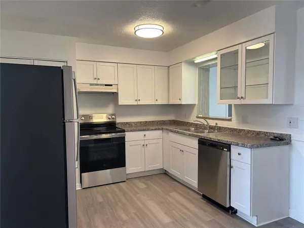 2075 PLATEAU RD, Clearwater, FL 33755