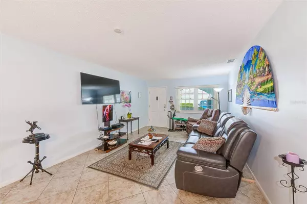 11200 102ND AVE #75, Seminole, FL 33778