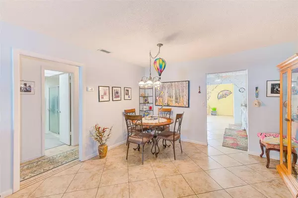 11200 102ND AVE #75, Seminole, FL 33778