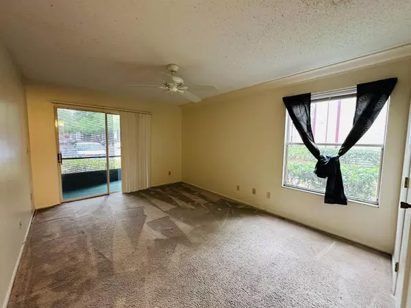1568 Nantucket Ct #1302, Palm Harbor, FL 34683