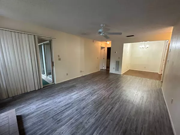 1568 Nantucket Ct #1302, Palm Harbor, FL 34683