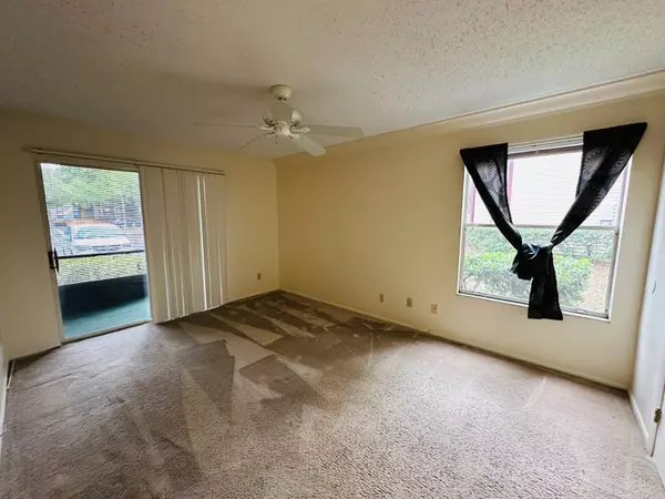 1568 Nantucket Ct #1302, Palm Harbor, FL 34683