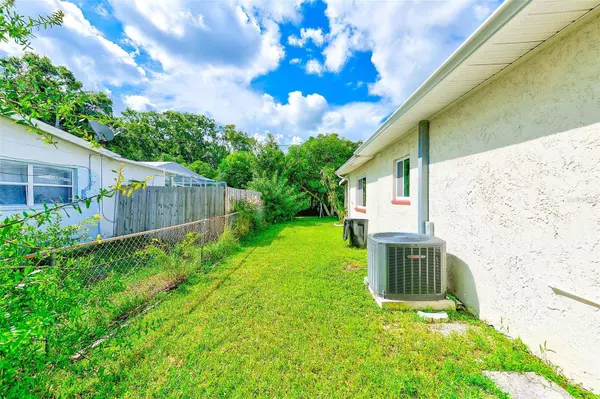 6084 71ST AVE N, Pinellas Park, FL 33781