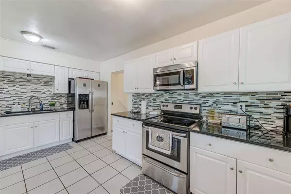 6084 71ST AVE N, Pinellas Park, FL 33781