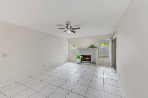 1723 HAMPTON LN #406, Palm Harbor, FL 34683