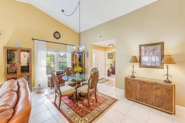 2728 BENTLEY DR, Palm Harbor, FL 34684