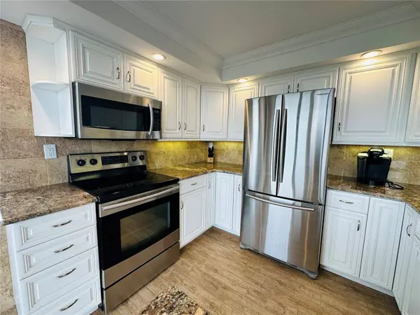 6365 BAHIA DEL MAR BLVD #506, St Petersburg, FL 33715