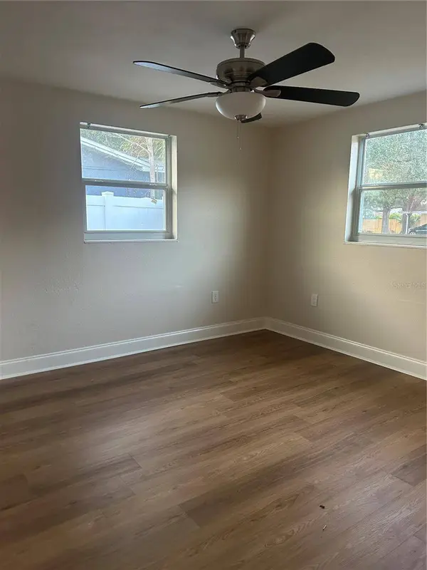 2824 MEADOW VIEW AVE, Largo, FL 33771