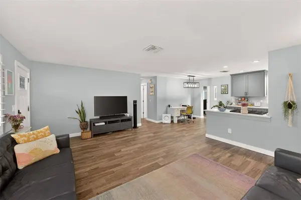 1841 KAY DR, Largo, FL 33770