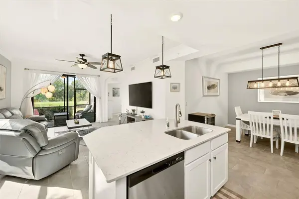 18028 GAWTHROP DR #101, Bradenton, FL 34211