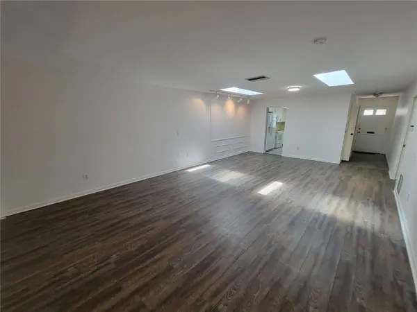 1657 S LAKE AVE #3, Clearwater, FL 33756