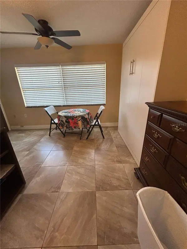 10037 62ND TER N #15, St Petersburg, FL 33708