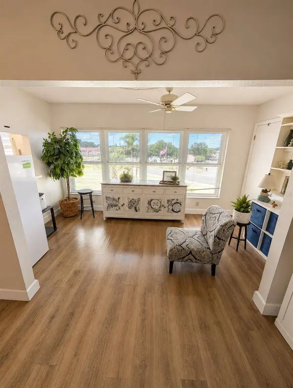9950 62ND TER N #315, St Petersburg, FL 33708