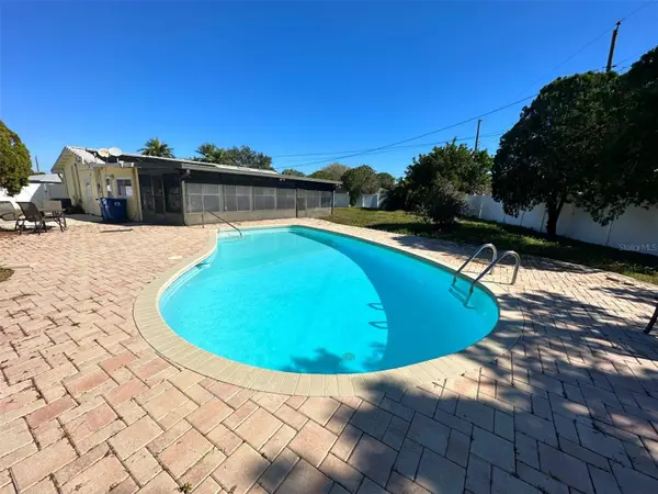 1770 63RD AVE N, St Petersburg, FL 33702