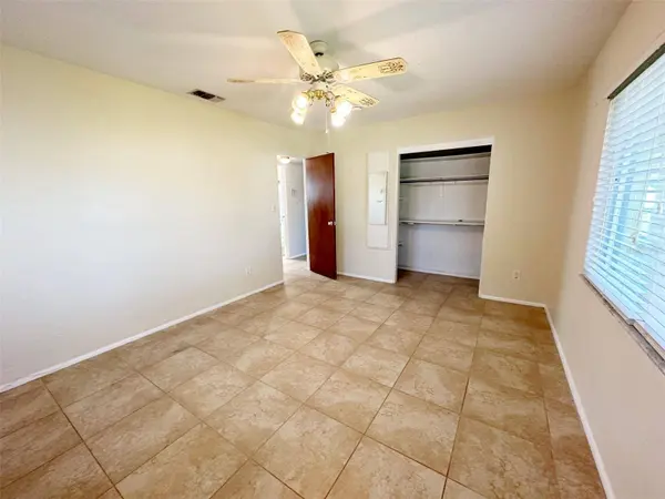 1770 63RD AVE N, St Petersburg, FL 33702