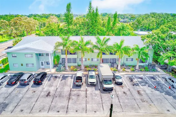 1329 DREW ST #6, Clearwater, FL 33755
