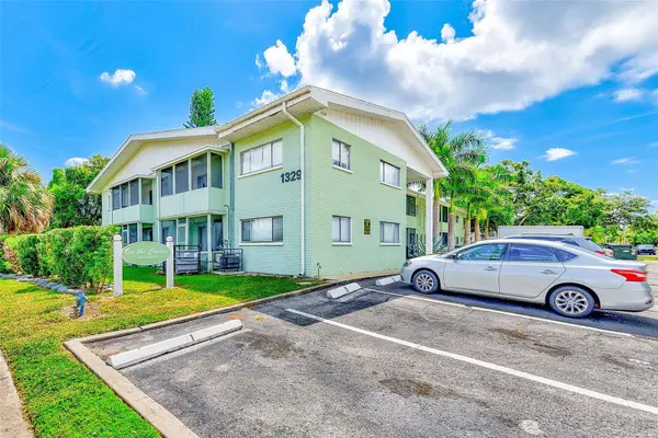 1329 DREW ST #6, Clearwater, FL 33755