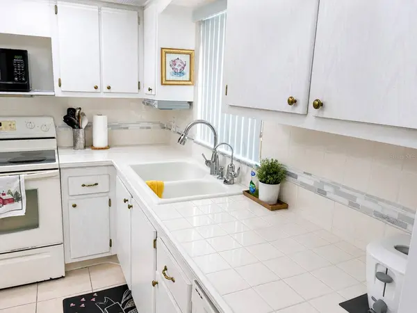 4575 COVE CIR #506, St Petersburg, FL 33708