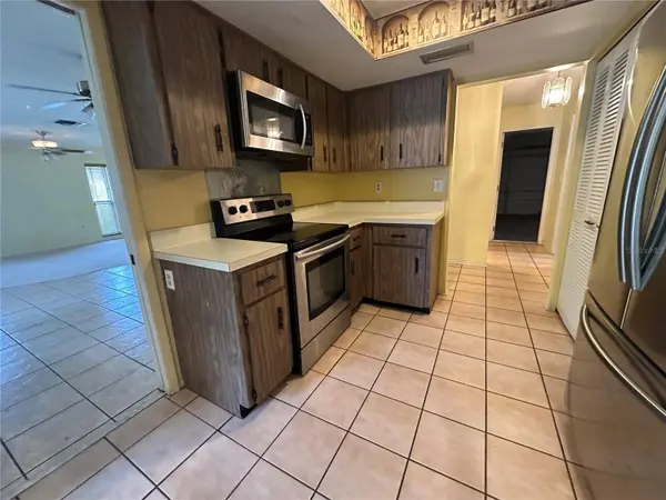 2361 ORANGESIDE RD, Palm Harbor, FL 34683