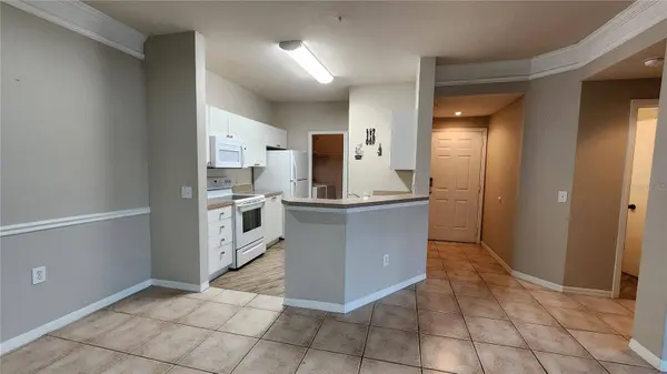 5134 NORTHRIDGE RD #203, Sarasota, FL 34238