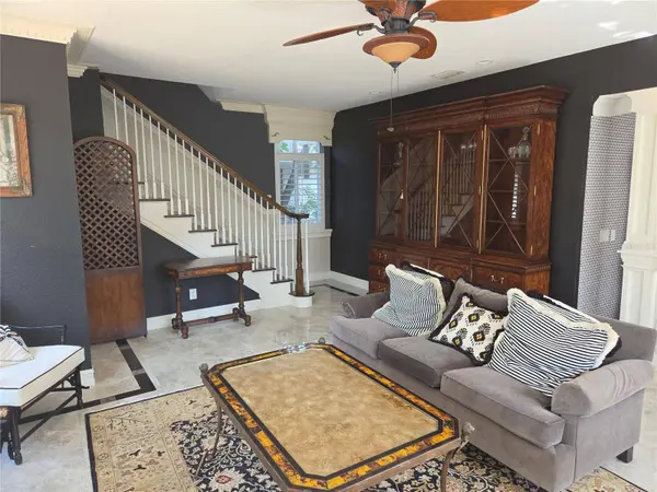 1132 RIDGE DR, Palm Harbor, FL 34683