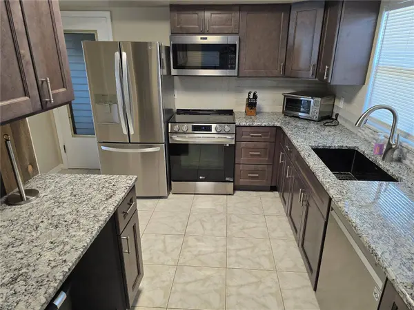 13754 TRINIDAD DR, Seminole, FL 33776