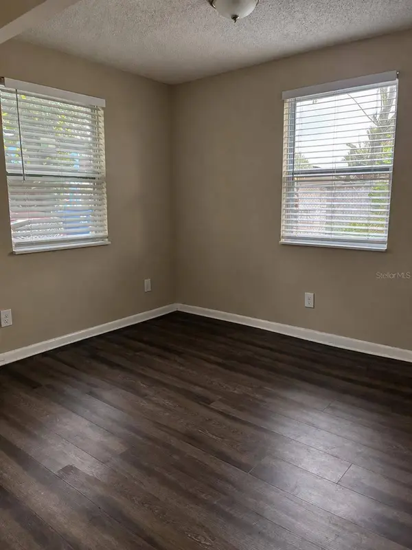 1720 GRANVILLE CT S, St Petersburg, FL 33701