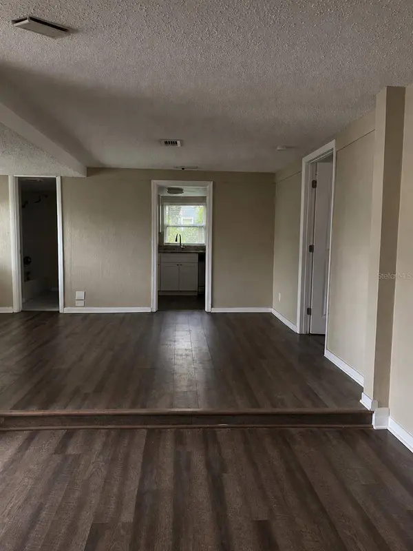 1720 GRANVILLE CT S, St Petersburg, FL 33701
