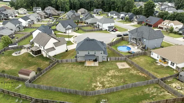 102 Wilburn Ct, Clarksville, TN 37043