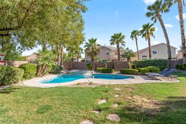 8121 Eagle Clan CT, Las Vegas, NV 89131