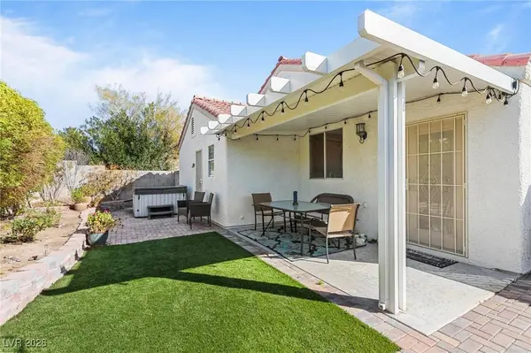 7841 Wavering Pine DR, Las Vegas, NV 89143