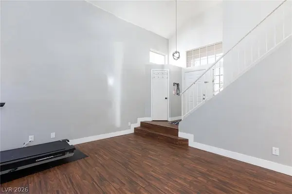1033 Overture DR, Las Vegas, NV 89123