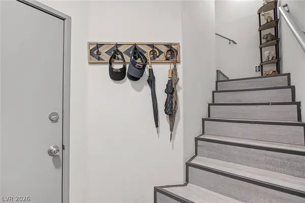 8749 Horizon Wind AVE #101, Las Vegas, NV 89178
